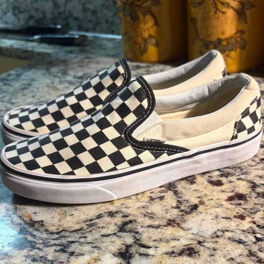 VANS🐝OFF THE WALL SLIP-ON SNEAKER - Picture 2 of 14